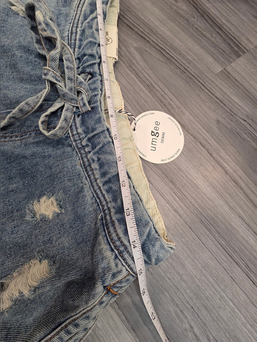 Umgee Blue denim shorts with drawstring waist and distressed details NWT #summer - Picture 4 of 6
